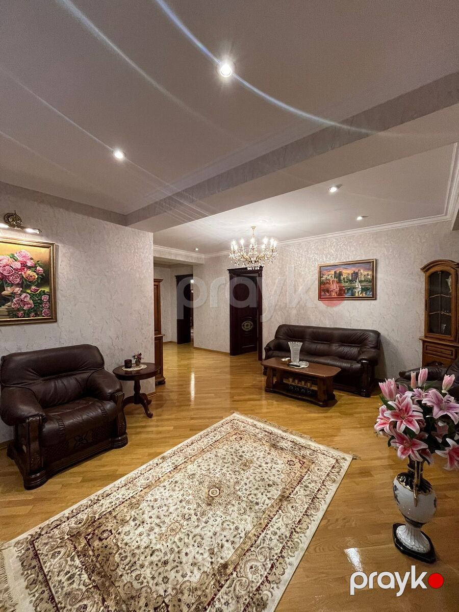 Satılır 4 otaqlı yeni tikili 215 m² — Mənzil, Bakı (9)