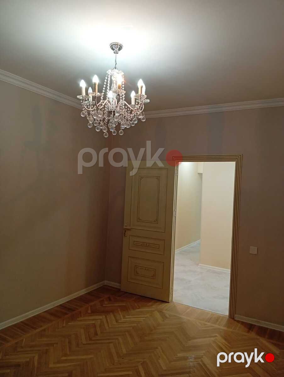 Satılır 2 otaqlı köhnə tikili 75 m² — Mənzil, Bakı (2)