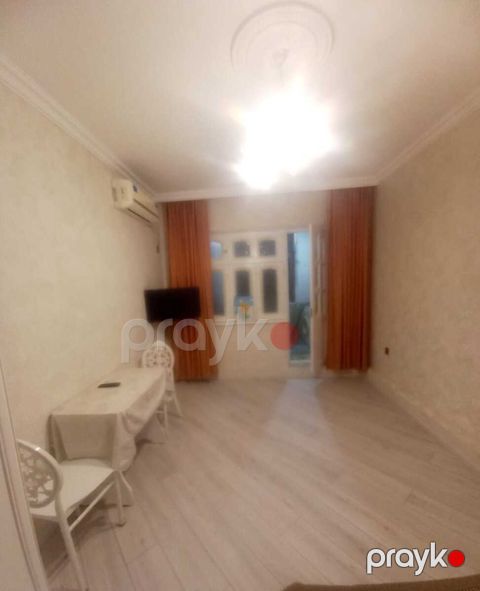 İcarəyə verilir 1 otaqlı köhnə tikili 30 m² — Bakı