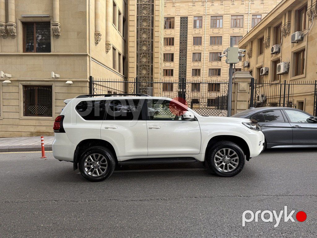 Toyota Land Cruiser Prado, 2.7 L, 2017 il, 127 000 km — Avtomobillər, Bakı (3)