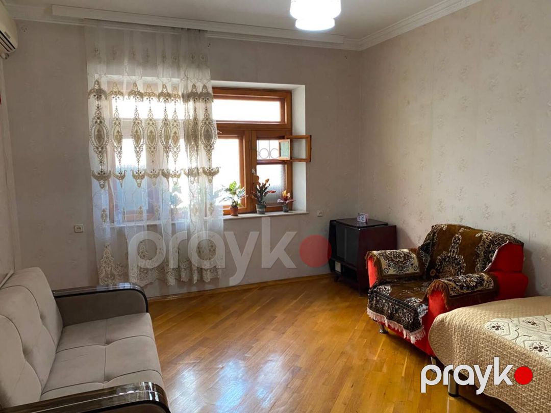 İcarəyə verilir 5 otaqlı köhnə tikili 135 m² — Mənzil, Bakı (2)