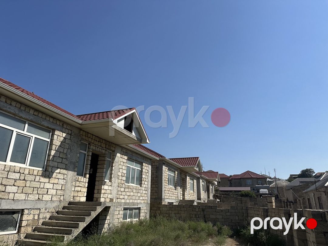 Satılır 4 otaqlı həyət evi/bağ evi 200 m² — Ev, villa, Bakı (2)