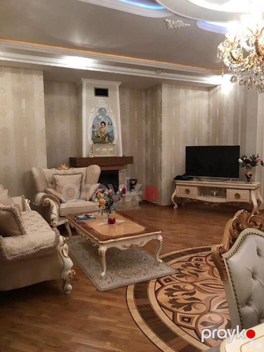 Satılır 9 otaqlı həyət evi/bağ evi 800 m² — Ev, villa, Bakı (11)