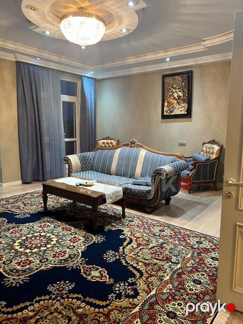 Satılır 4 otaqlı yeni tikili 170 m² — Bakı