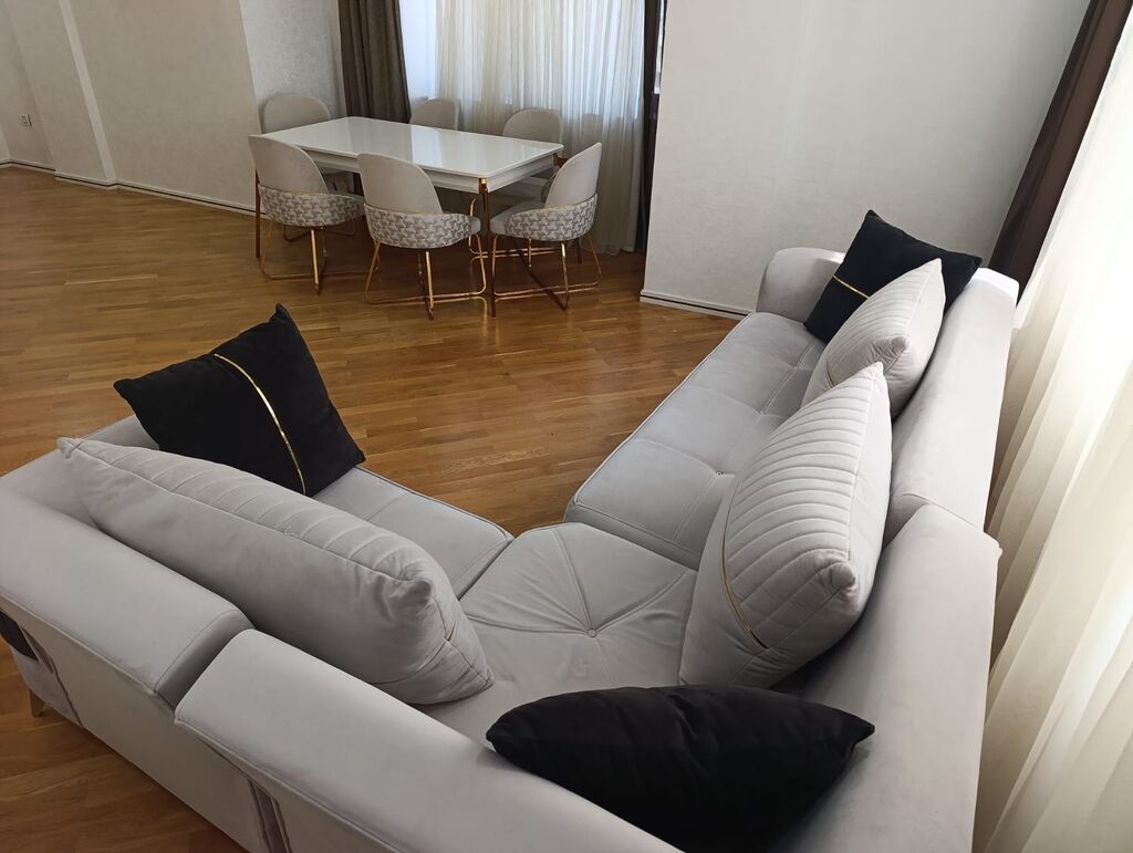 Künc divan 550 Azn. Az işlənmiş əla vəziyyətdədir. Açılır, baza var — Divanlər, Digah (4)