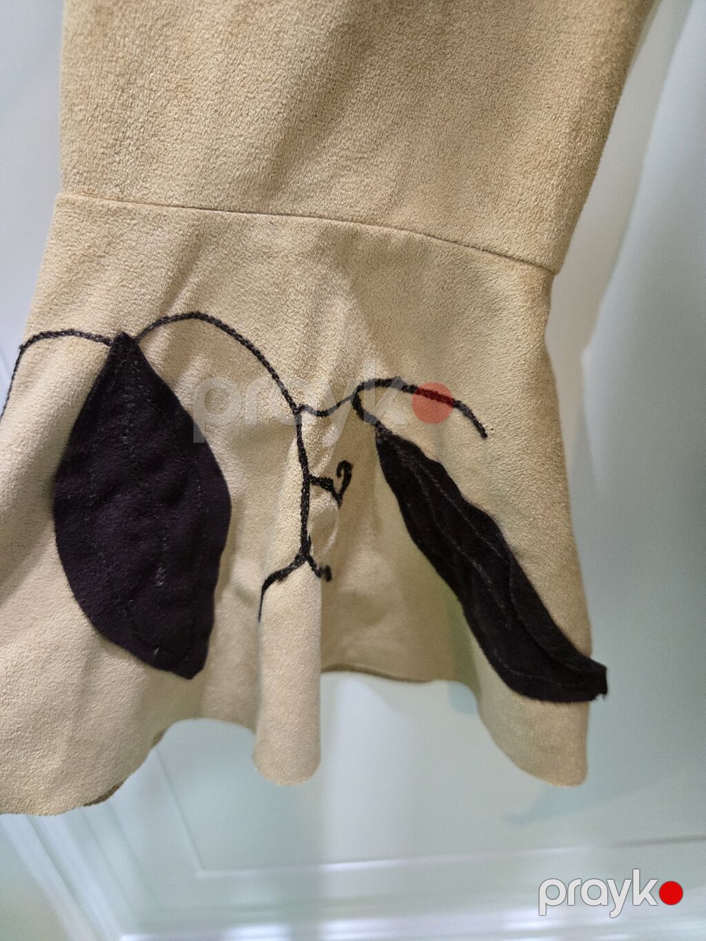 Model: qolsuz düyməli jaket/kofta üstdən geyim - Rəng: açıq bej — Coqlar və zaqetlər, Bakı (2)
