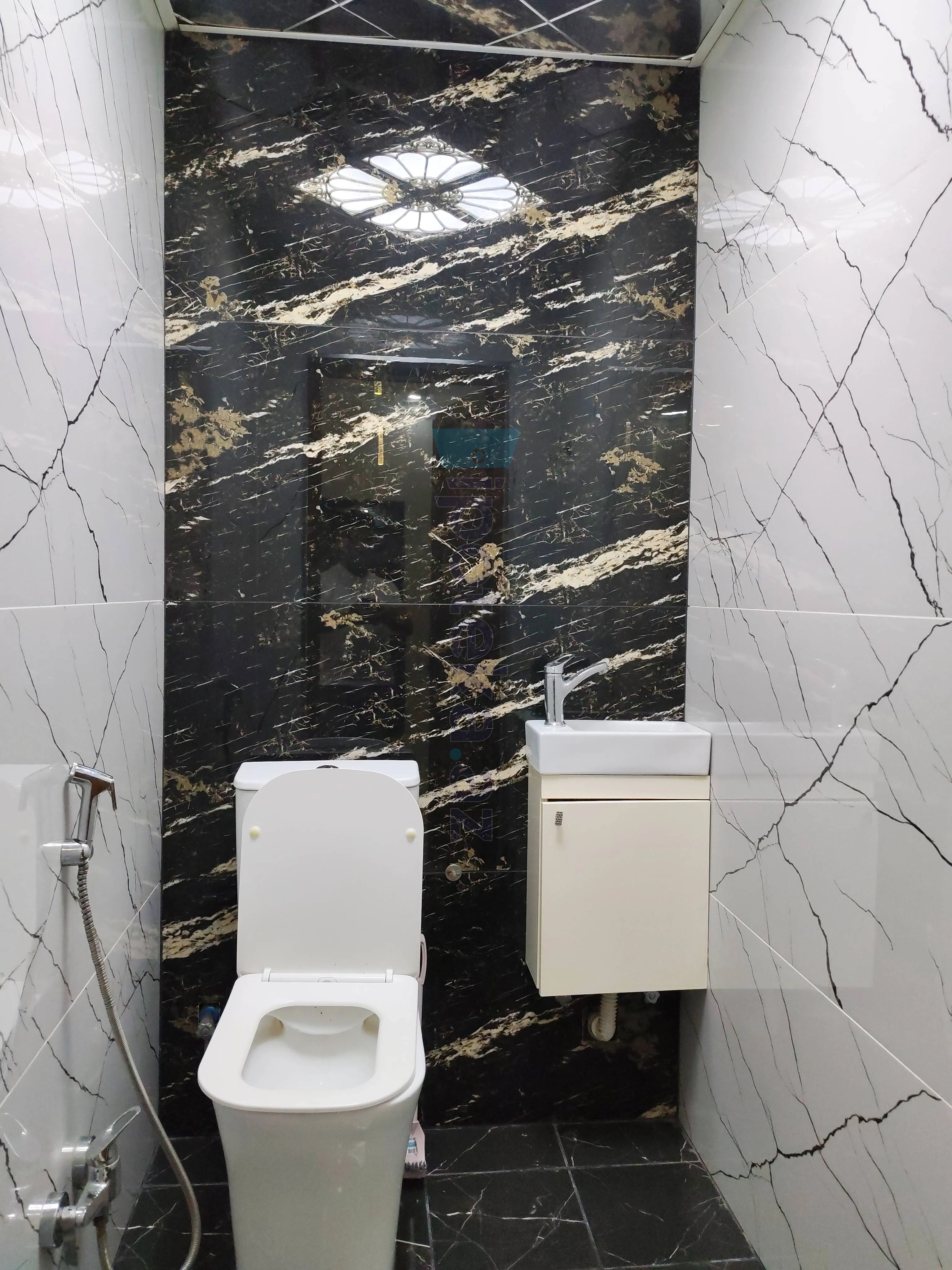 Satılır: 2 Otaq, Yeni tikili, 66.00 m² — Mənzil (2)