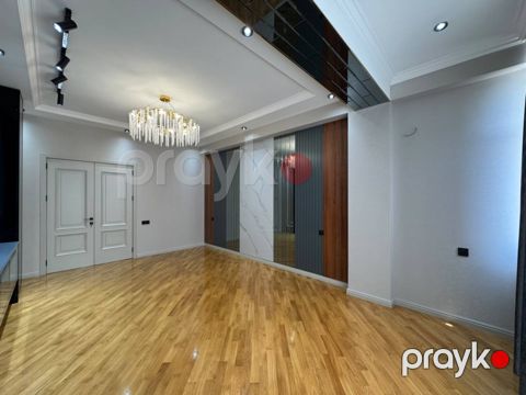 Satılır 4 otaqlı yeni tikili 133 m² — Bakı