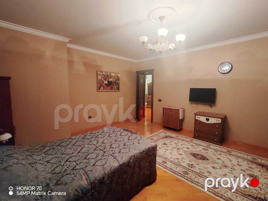 Satılır 4 otaqlı yeni tikili 240 m² — Mənzil, Bakı (8)