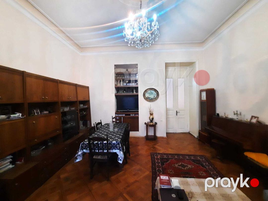 Satılır 4 otaqlı köhnə tikili 120 m² — Mənzil, Bakı (10)