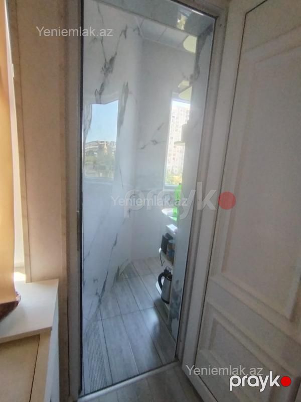 Satılır 2 otaqlı Bina evi menzil (Köhnə tikili), 45 m², Binəqədi rayonu — Mənzil, Bakı (12)