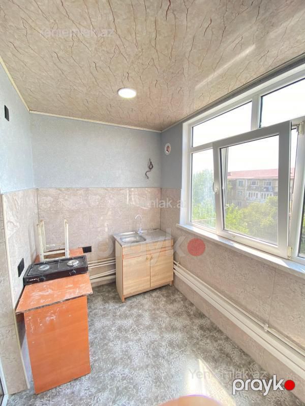 Satılır 2 otaqlı Bina evi menzil (Köhnə tikili), 50 m², 4-cü mikrorayon — Mənzil, Sumqayıt (10)