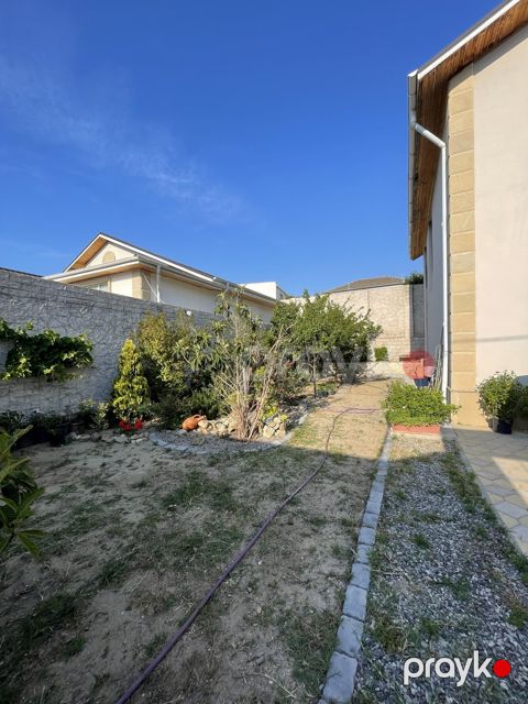 Satılır 6 otaqlı həyət evi/bağ evi 185 m² — Bakı