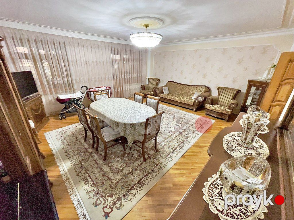 Satılır 4 otaqlı köhnə tikili 120 m² — Mənzil, Bakı (3)