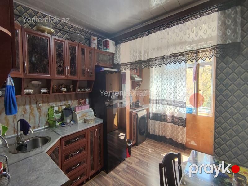 Satılır 3 otaqlı Bina evi menzil (Köhnə tikili), 70 m², 10-cu mikrorayon — Mənzil, Sumqayıt (9)