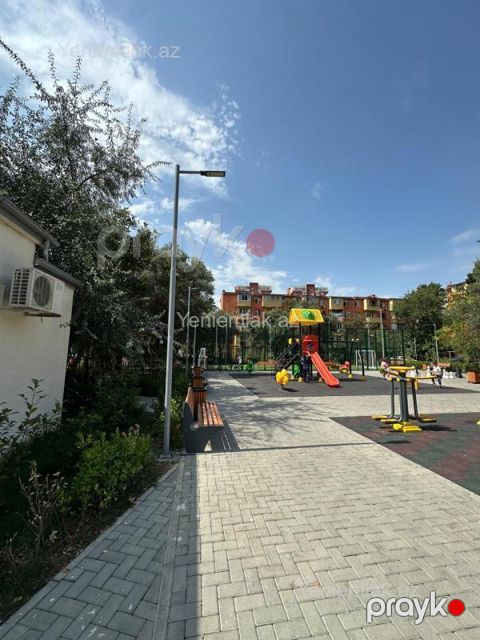 Satılır 3 otaqlı Bina evi menzil (Köhnə tikili), 70 m², Nizami rayonu — Bakı