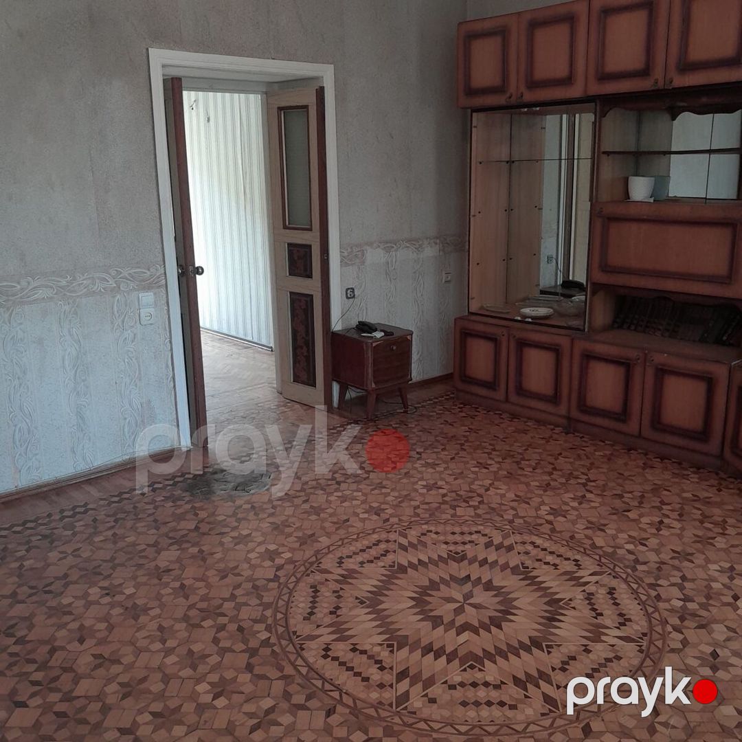 Satılır 2 otaqlı köhnə tikili 55 m² — Mənzil, Bakı (2)