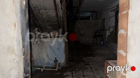 Satılır Salam Ev Bayıl 20ci sahədə yerləşir.140kv 3otaqdır — Bakı
