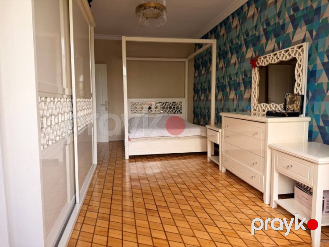 Satılır 4 otaqlı köhnə tikili 110 m² — Mənzil, Bakı (8)