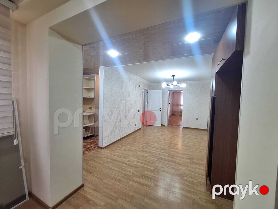 Satılır 3 otaqlı köhnə tikili 70 m² — Mənzil, Bakı (2)