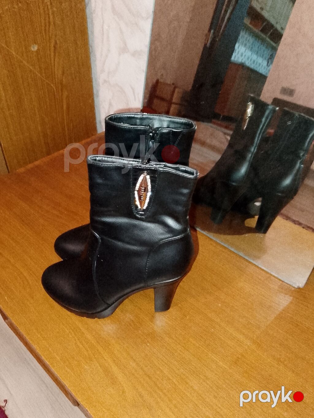 Qadın botları – qara rəng - Material: yumşaq ekodəri - Model: orta — Avam, Bakı (2)