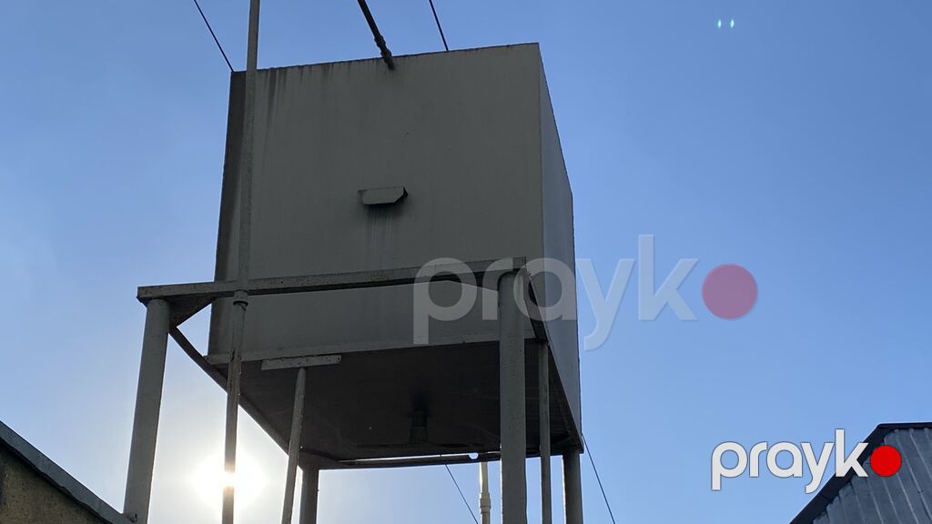 Bak, Metal, 1000 l l, İşlənmiş, Ünvandan götürmə — Su çənləri, kanisterləri, bochkalar, Şəki (3)