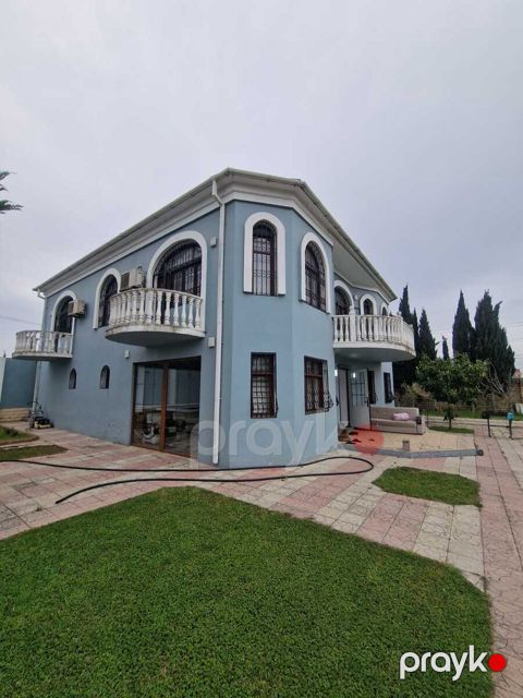 Həyət evi, Buzovna qəs — Bakı