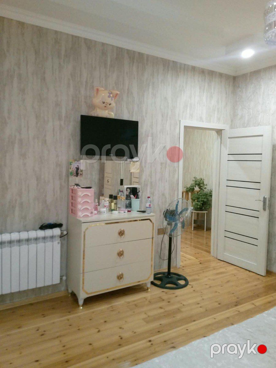 Satılır 5 otaqlı həyət evi/bağ evi 200 m² — Ev, villa, Bakı (10)