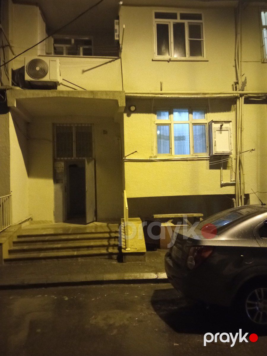 İcarəyə verilir 2 otaqlı köhnə tikili 70 m² — Mənzil, Bakı (3)
