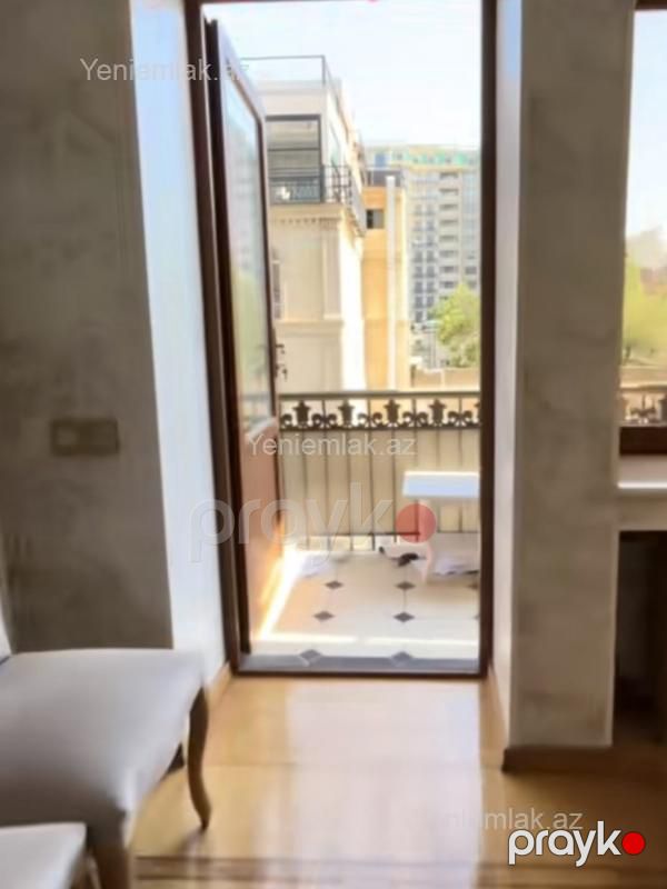 Satılır 2 otaqlı Bina evi menzil (Köhnə tikili), 50 m², Səbail rayonu — Mənzil, Bakı (6)