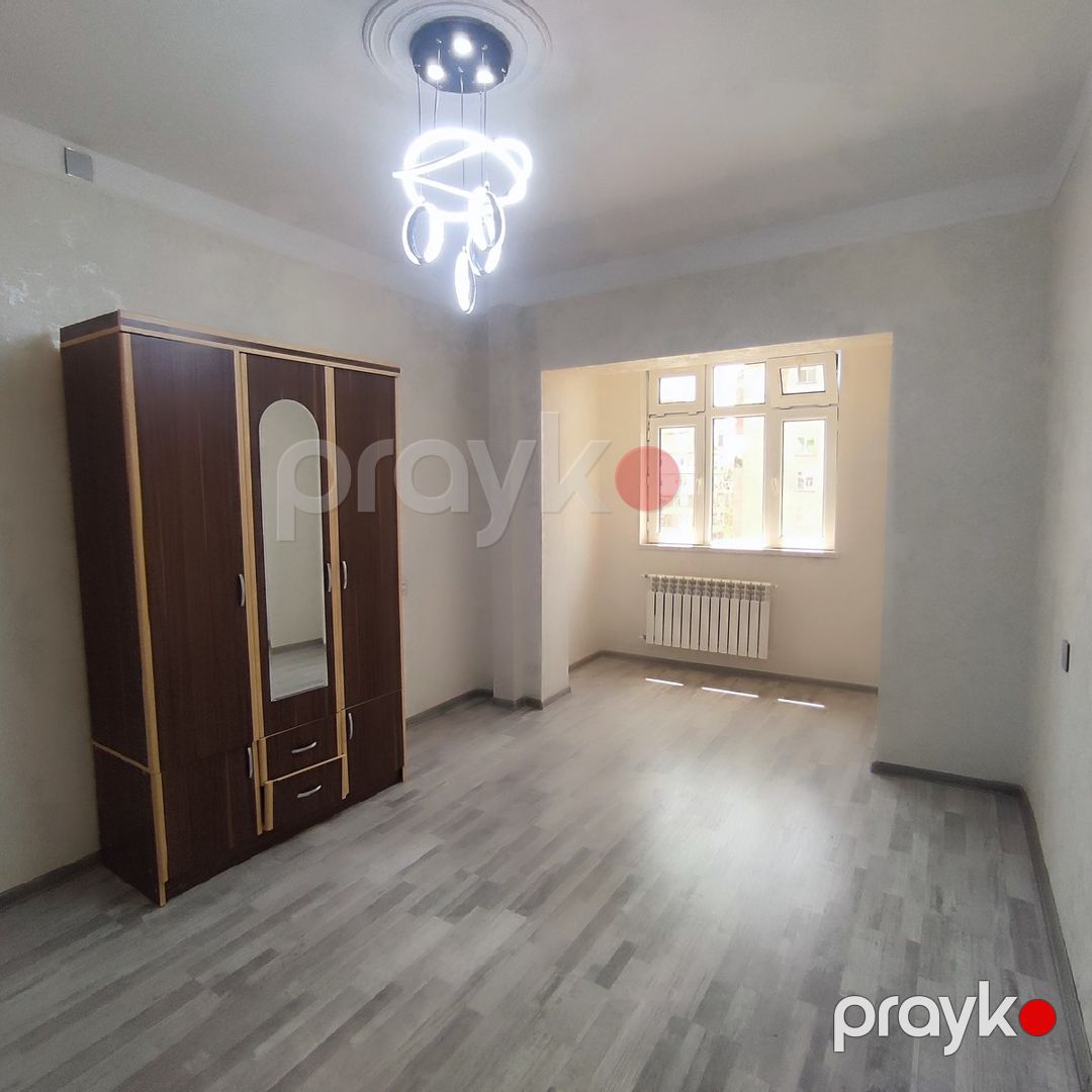 Satılır 2 otaqlı köhnə tikili 70 m² — Mənzil, Bakı (3)