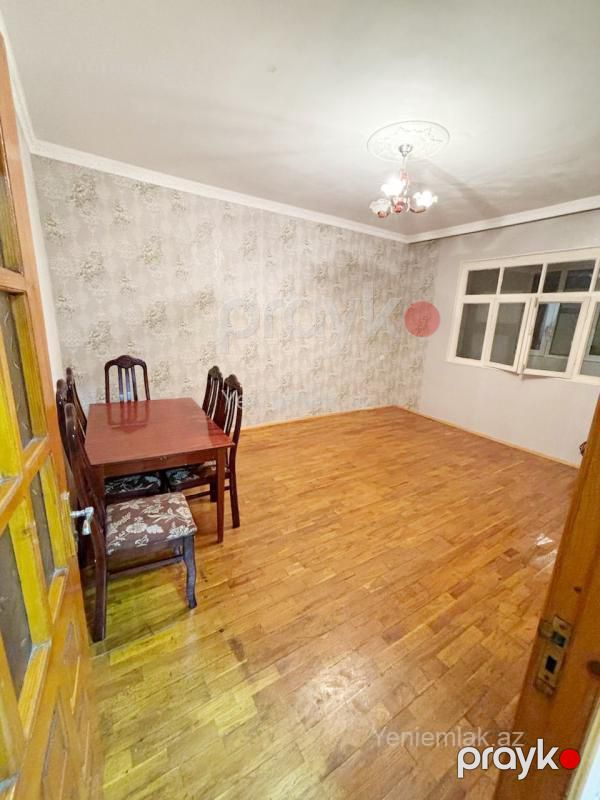 Satılır 2 otaqlı Bina evi menzil (Köhnə tikili), 60 m², 13-cü mikrorayon — Mənzil, Sumqayıt (8)