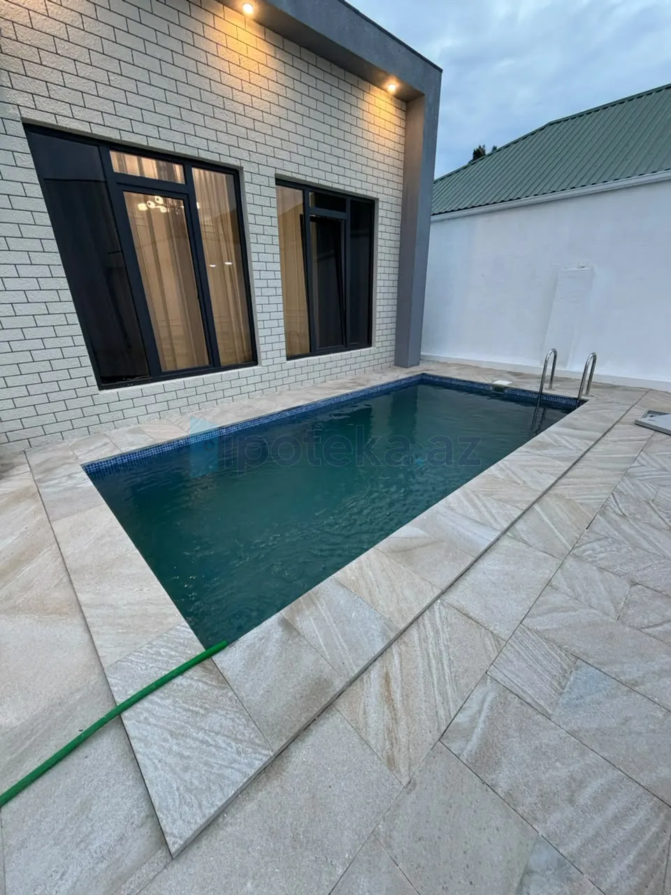 Satılır: 4 Otaq, Bağlar, Xəzər r., Şüvəlan q., 150.00 m² — Torpaq (3)
