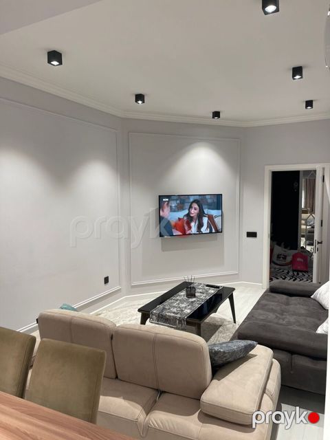 İcarəyə verilir 3 otaqlı yeni tikili 120 m²