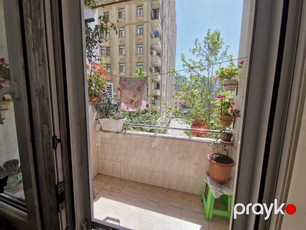 Satılır 4 otaqlı yeni tikili 200 m² — Mənzil, Bakı (12)