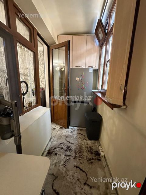 Satılır 1 otaqlı Bina evi menzil (Köhnə tikili), 40 m², 4-cü mikrorayon — Sumqayıt