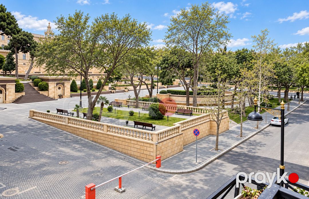 Satılır 4 otaqlı köhnə tikili 120 m² — Mənzil, Bakı (3)