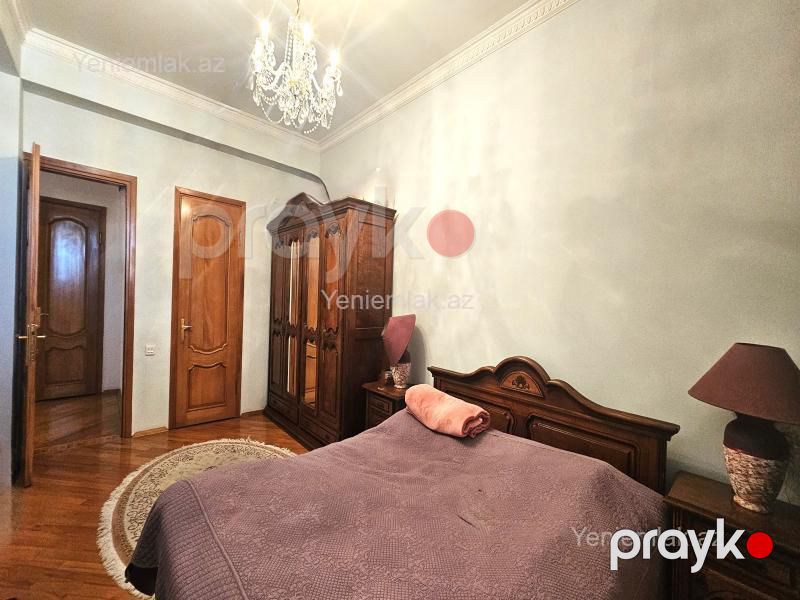 Satılır 5 otaqlı Bina evi menzil (Yeni tikili), 200 m², Nərimanov rayonu — Mənzil, Bakı (11)