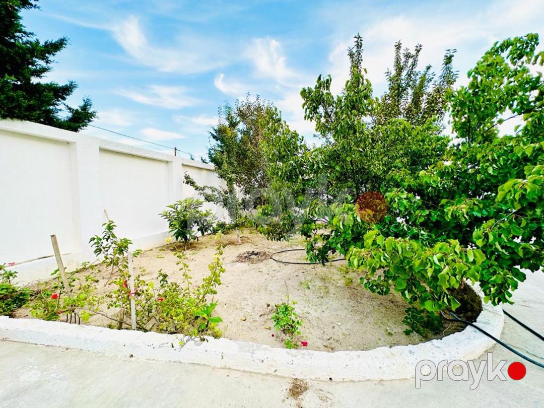 Həyət evi, Şüvəlan qəs — Ev, villa, Bakı (4)