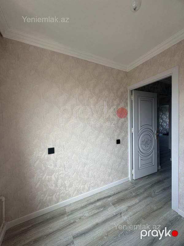 Satılır 2 otaqlı Bina evi menzil (Köhnə tikili), 46 m², 4-cü mikrorayon — Mənzil, Sumqayıt (8)