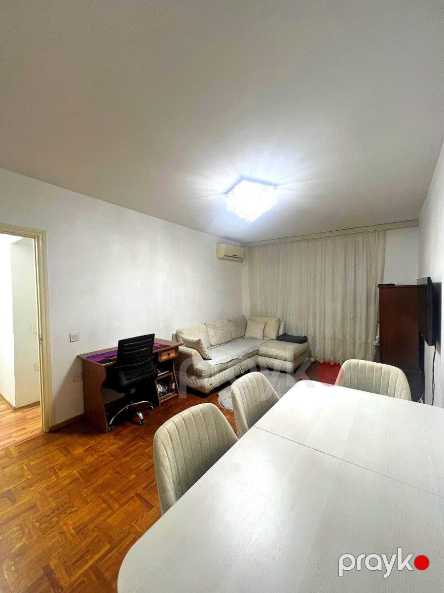 Satılır 2 otaqlı köhnə tikili 65.5 m² — Mənzil, Bakı (2)