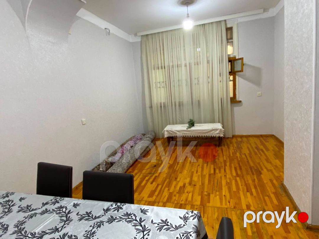 İcarəyə verilir 5 otaqlı köhnə tikili 135 m² — Mənzil, Bakı (5)