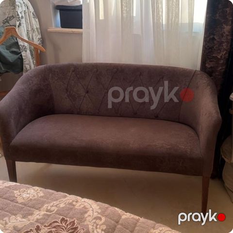 Tek divan idealdır 80 azn.olcusu 130. Unvan elimlerde incesenet — Bakı