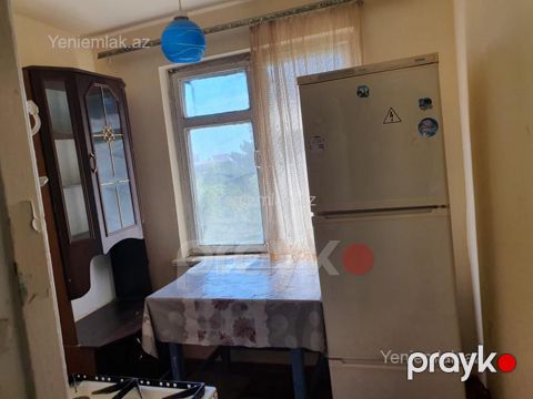 Satılır 1 otaqlı Bina evi menzil (Köhnə tikili), 32 m², 3-cü mikrorayon — Sumqayıt