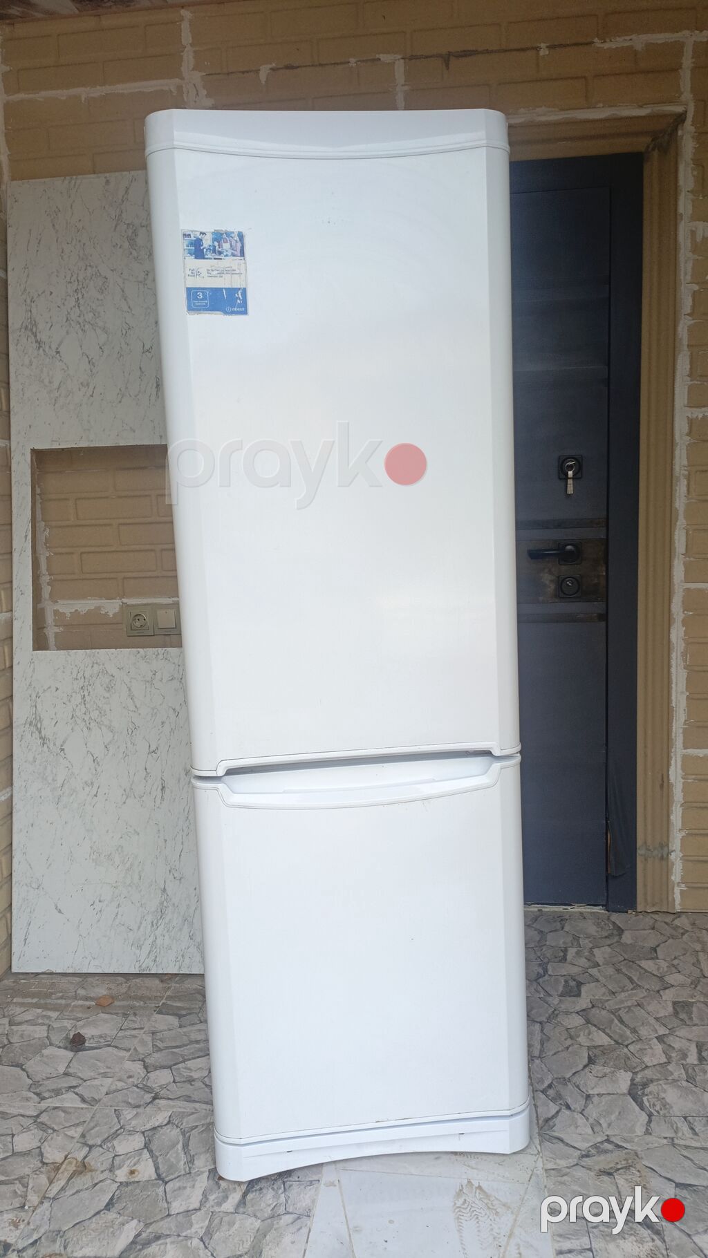 İşlənmiş 2 qapılı Indesit Soyuducu Satılır, rəng - Ağ — Soyuducular, Bakı (10)