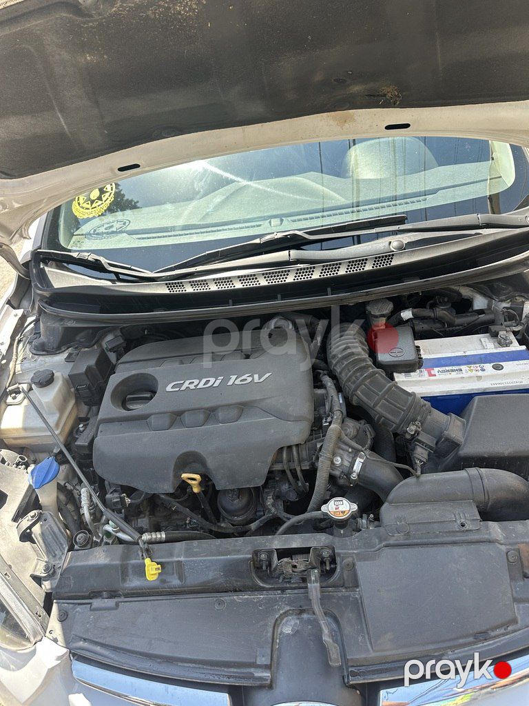 Hyundai Avante, 1.6 L, 2014 il, 270 000 km — Avtomobillər, Bakı (11)