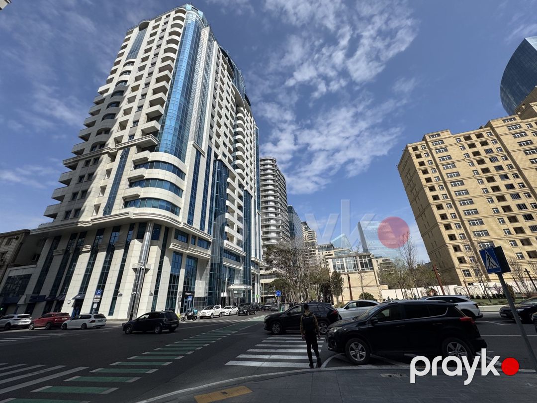 Satılır 3 otaqlı yeni tikili 135 m² — Mənzil, Bakı (2)