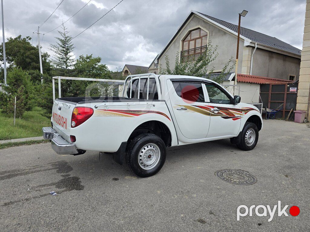 Mitsubishi L200, 2.5 L, 2013 il, 188 000 km — Avtomobillər, Qusar (10)
