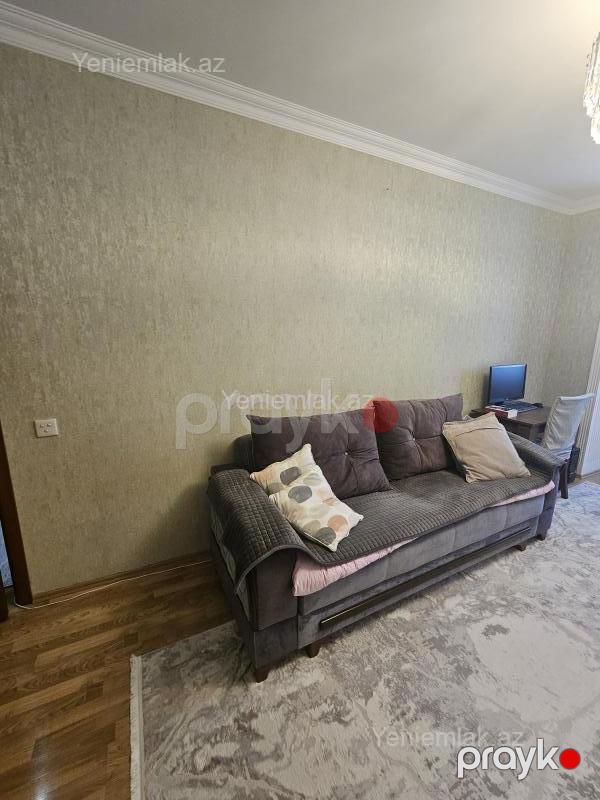 Satılır 3 otaqlı Bina evi menzil (Köhnə tikili), 70 m², 6-cı mikrorayon — Mənzil, Sumqayıt (2)
