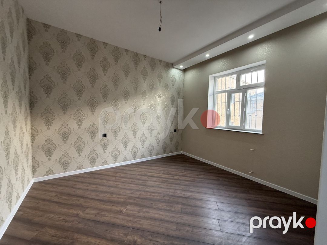 Satılır 4 otaqlı həyət evi/bağ evi 200 m² — Ev, villa, Bakı (11)
